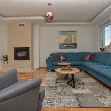 Easy Times Appartement *